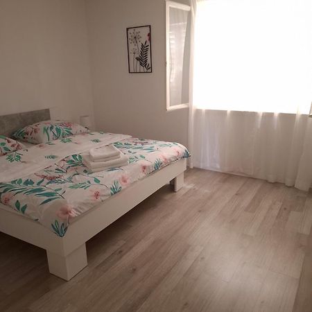 Apartment "None" Makarska Kültér fotó