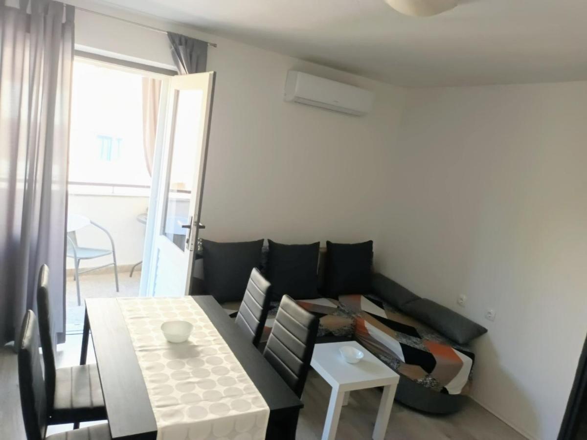 Apartment "None" Makarska Kültér fotó