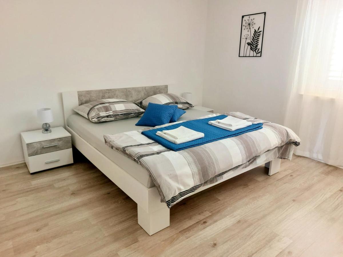 Apartment "None" Makarska Kültér fotó
